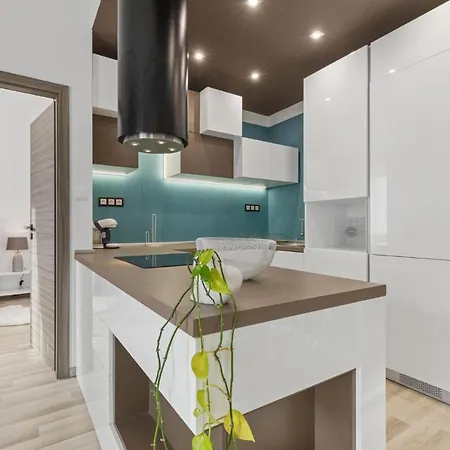 Paradise Retreat In Appartement Bratislava